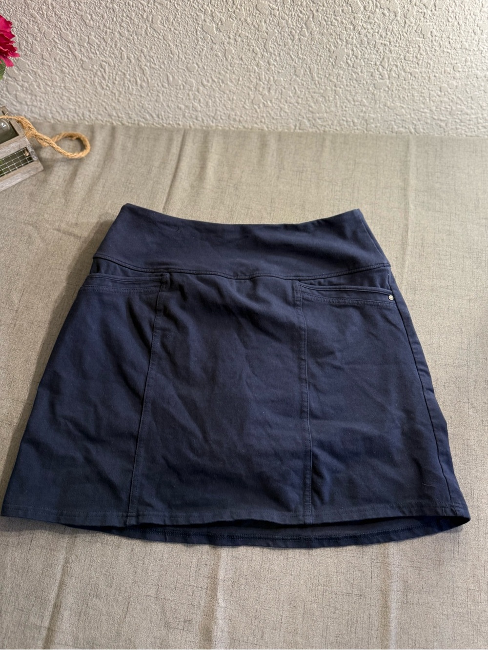 Caffé Marrakesh Navy Blue Ultra Tummy Control Skort Women's Small faux pockets